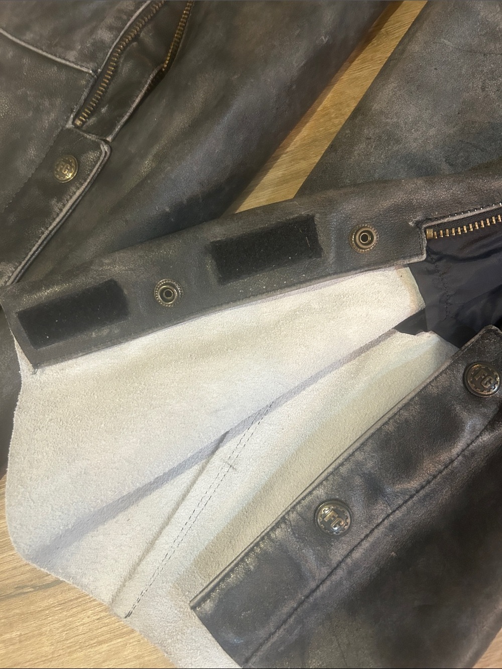 FirstGear Motorcycle Chaps - Picture 8 of 16